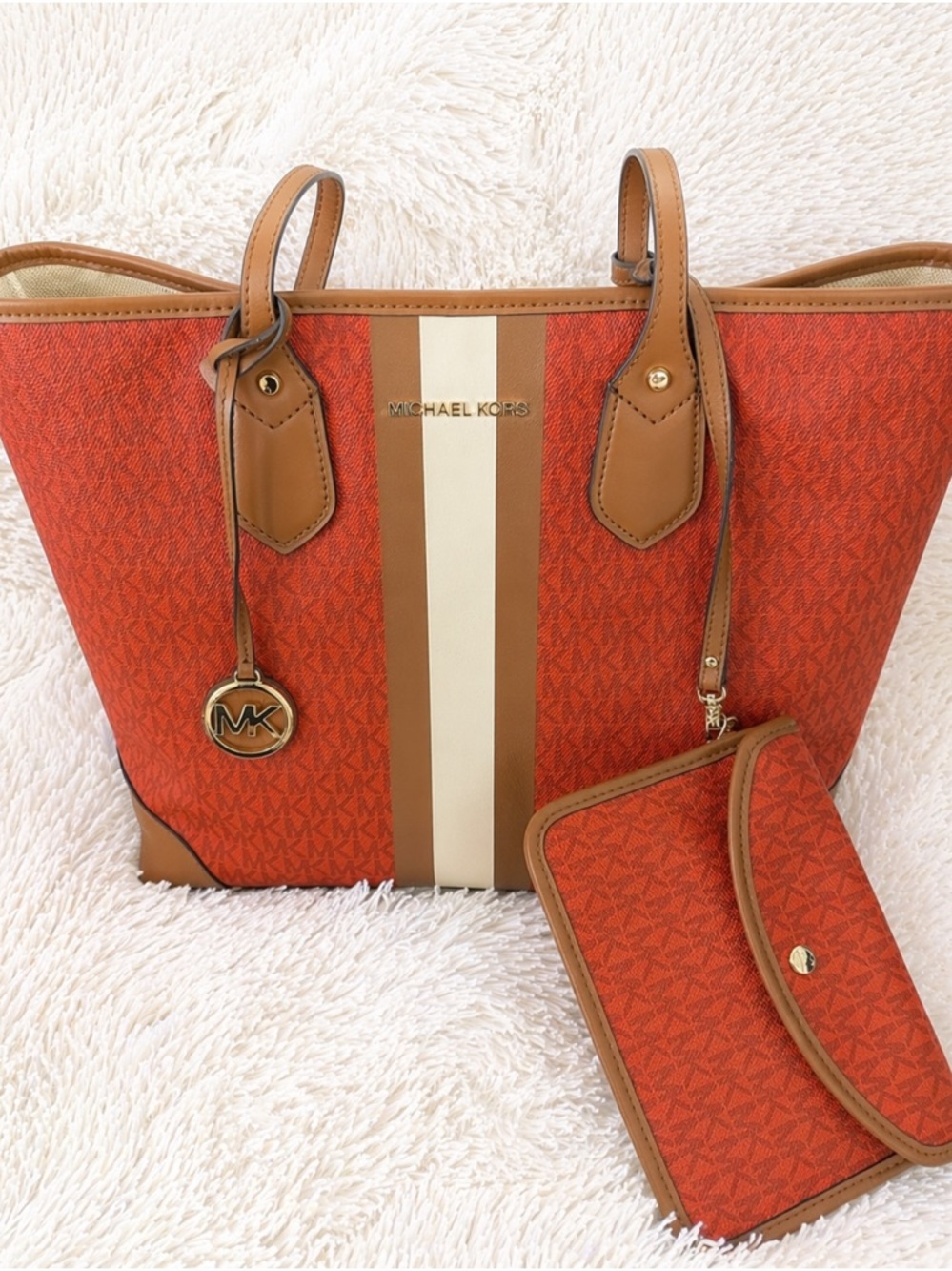 Michael Kors Eva Large Tote - Deep Orange NWT - Picture 2 of 7